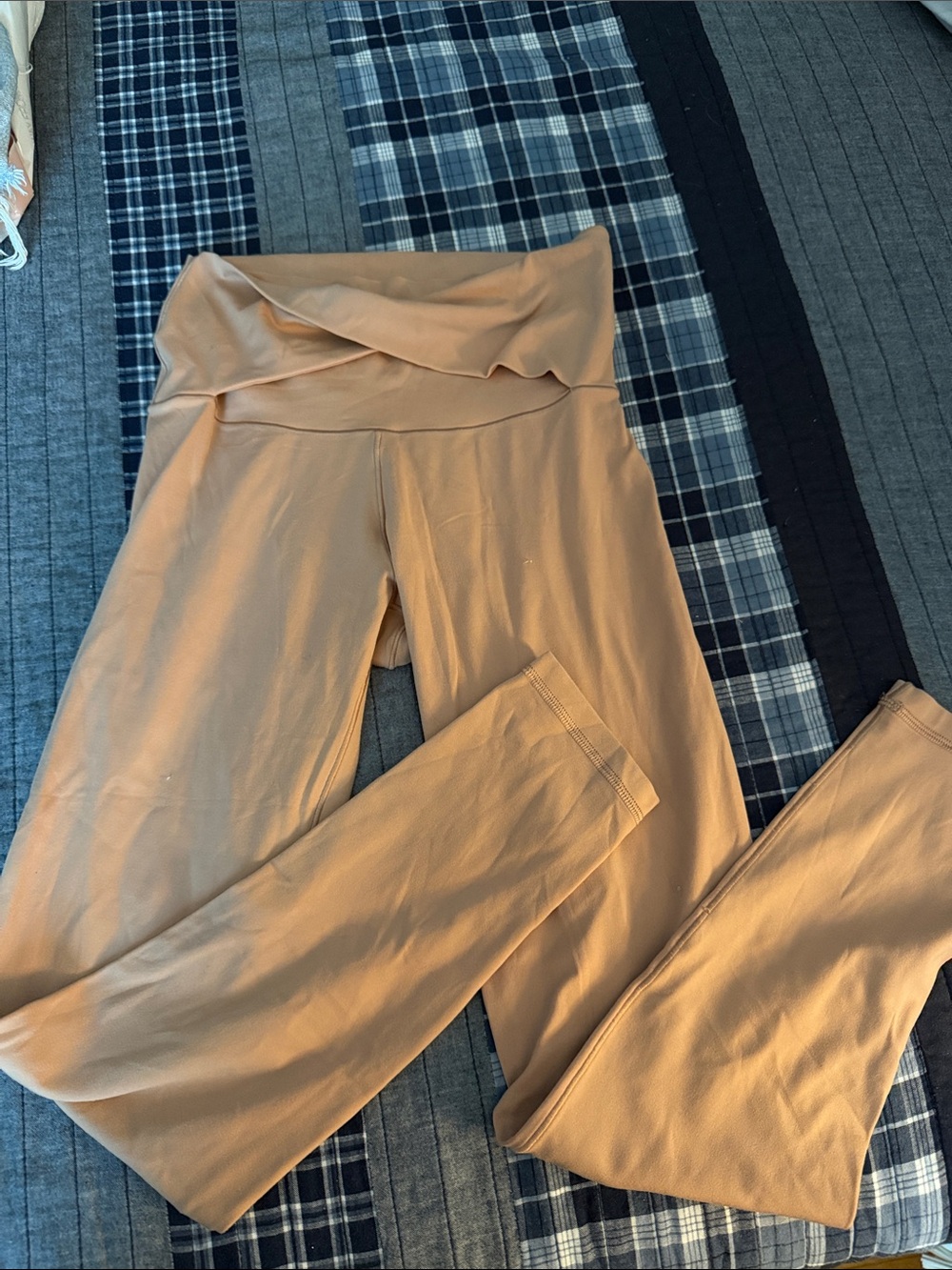 Aerie High-Waist Leggings in Camel - Picture 1 of 3